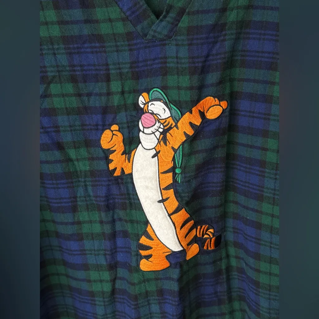 Vintage Tigger Disney Parks fleece nightgown tartan dress applique embroidered Blue Size L - Image 6