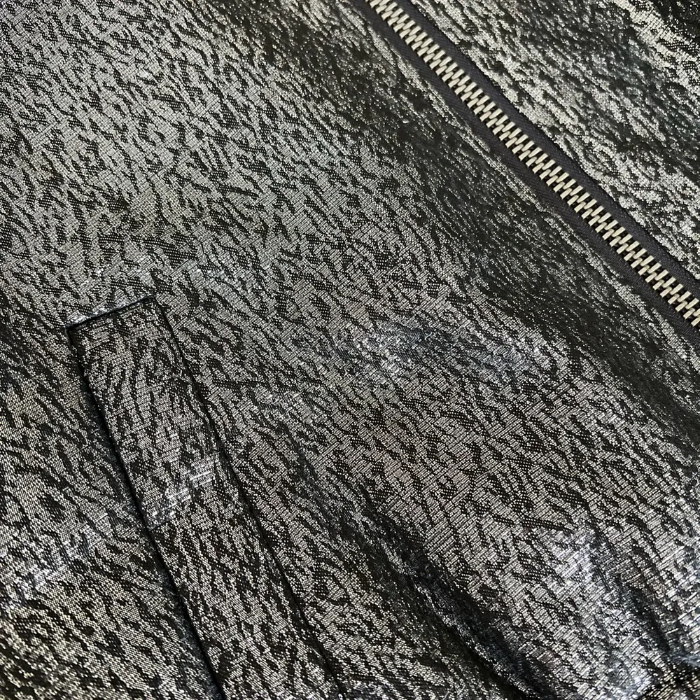 PAIGE x Rosie Huntington-Whitel Metallic Boxy Cropped Bomber Jacket Silv… - Image 95