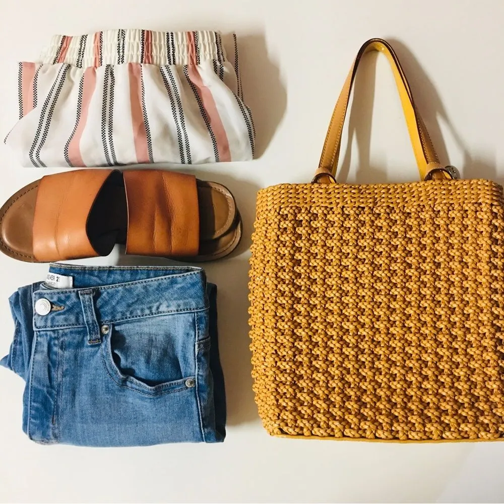 Forever 21 Cream Striped Off-the-Shoulder Crop Top Size S NWT - Image 2