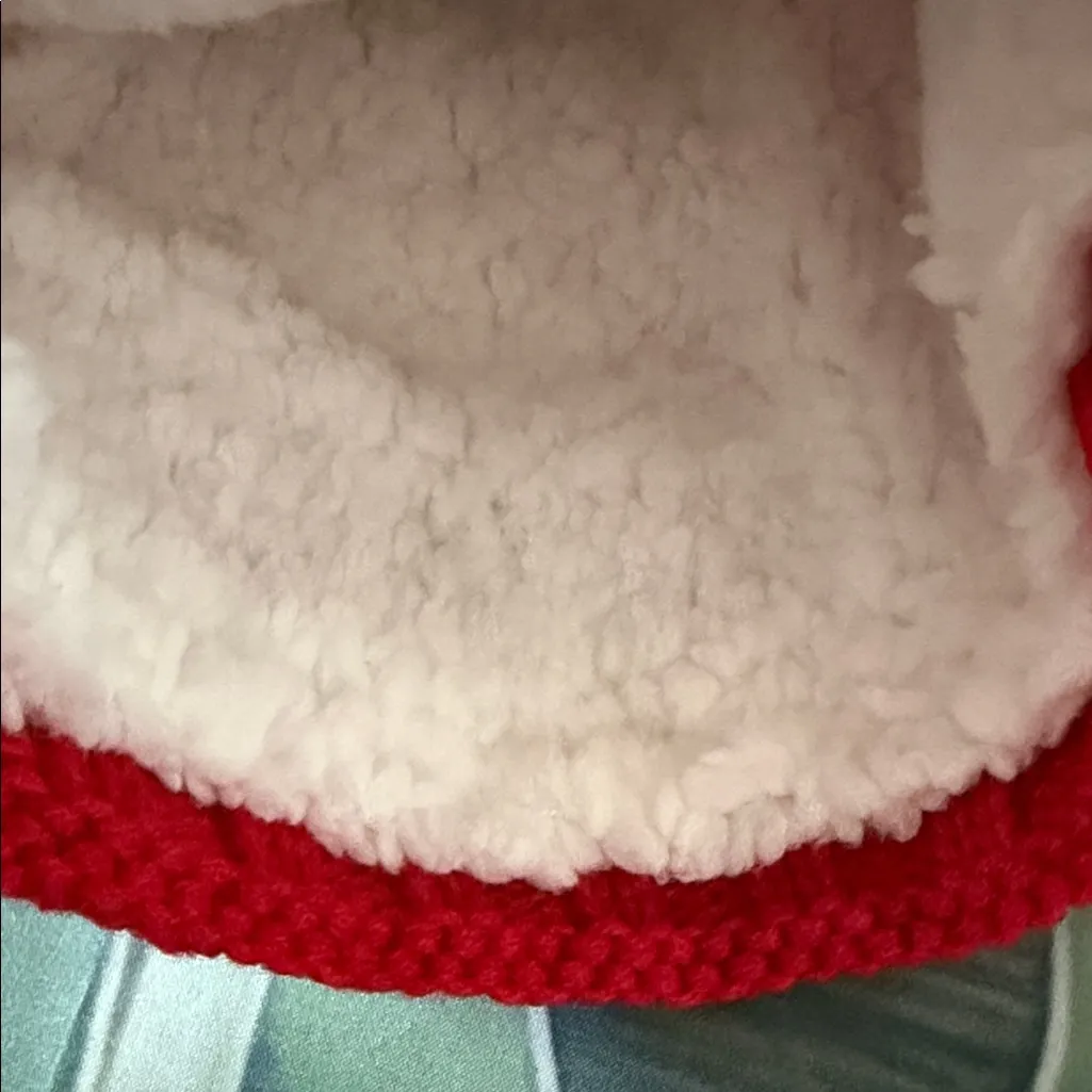 New Pink Victoria Secret Vibrant Red Knit Beanie with Pom Pom - Image 4