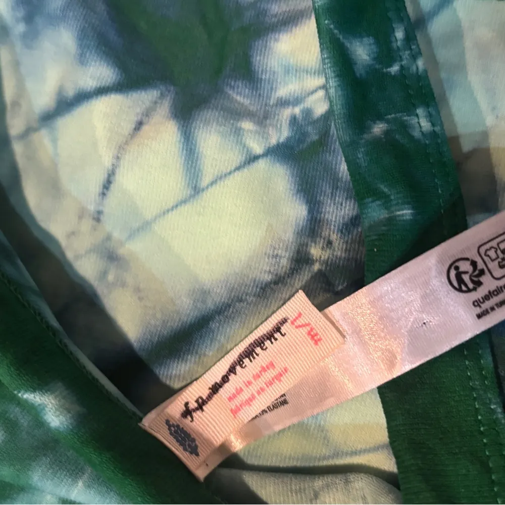 FP MOVEMENT All Clear Tank Cami Tie Dye Heritage Green size M/L - Image 3