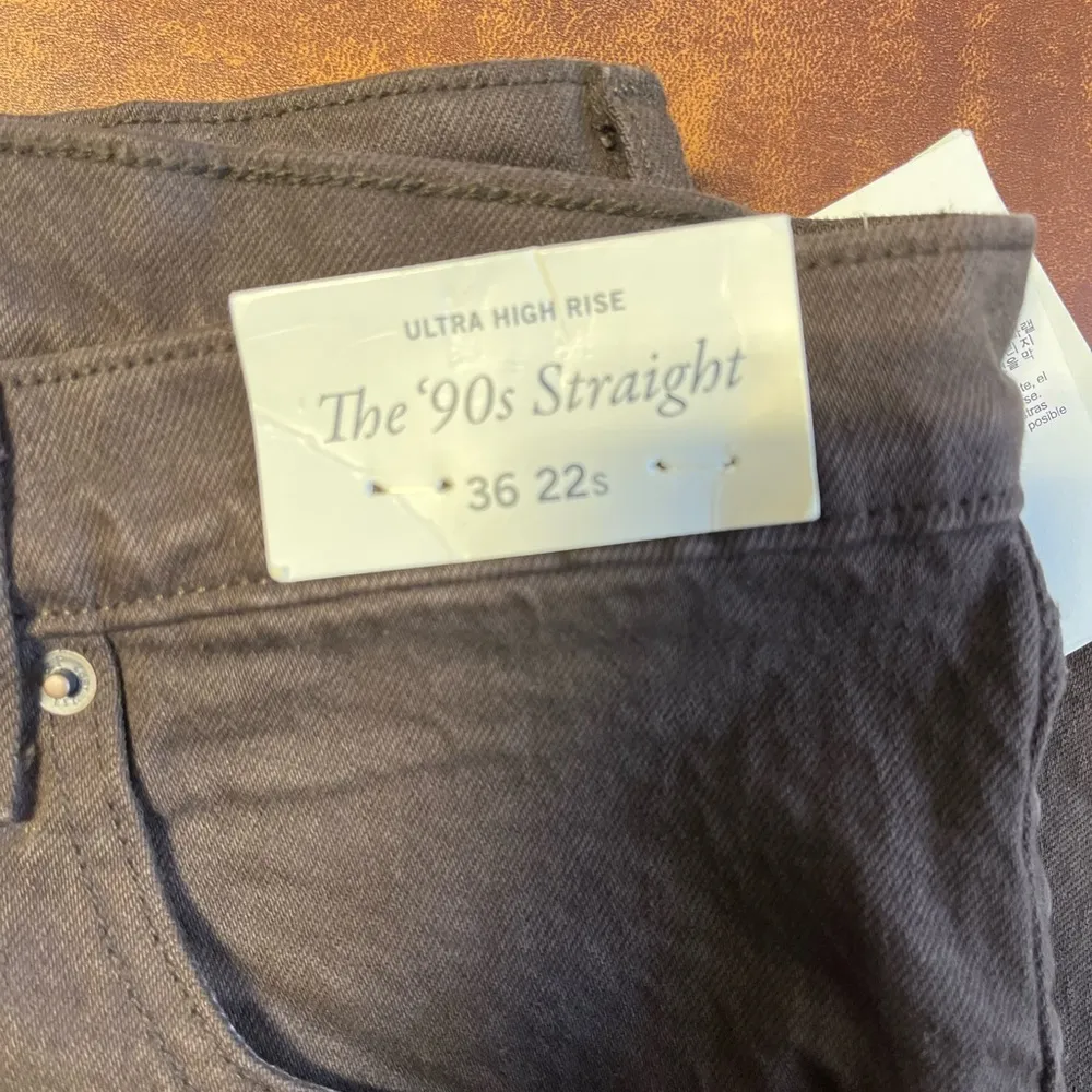 NWT Abercrombie & Fitch Ultra High Rise 90’s Straight brown jeans size 22 short - Image 7