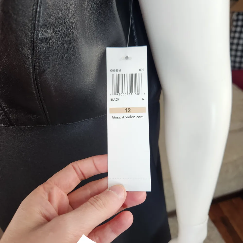 NWT Maggy London Womens 12 Black Faux Leather Fit and Flare Sleeveless Dress - Image 5