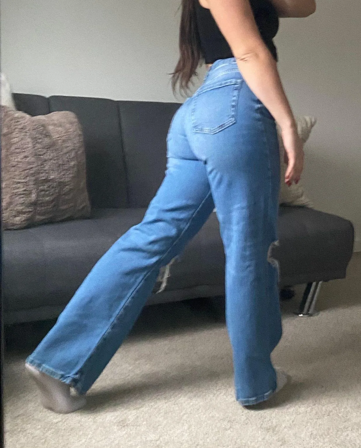 High Waisted Straight Jeans Size 4 - Image 5