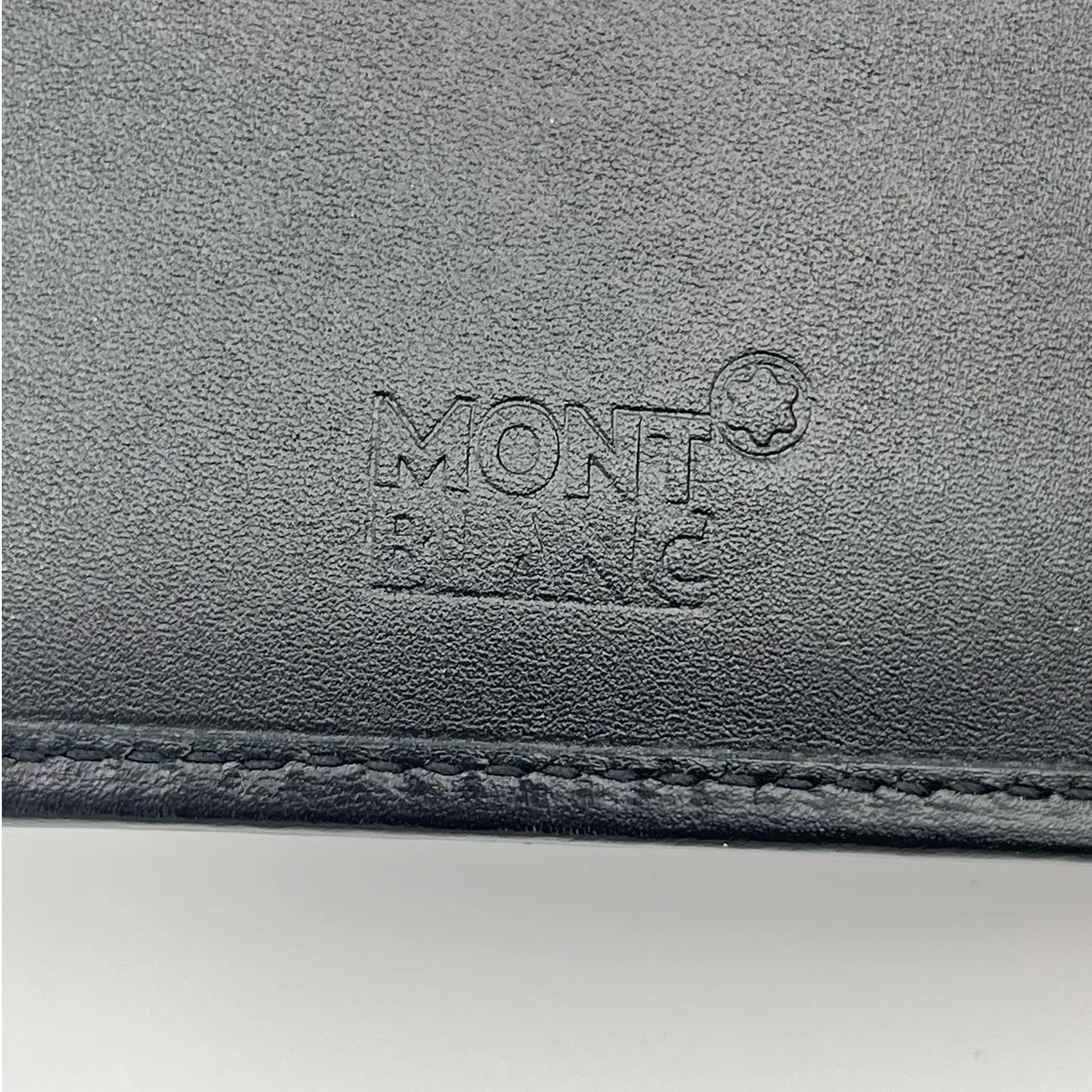 Mont Blanc Women's Snap Front Quilted Wallet Black - Image 4