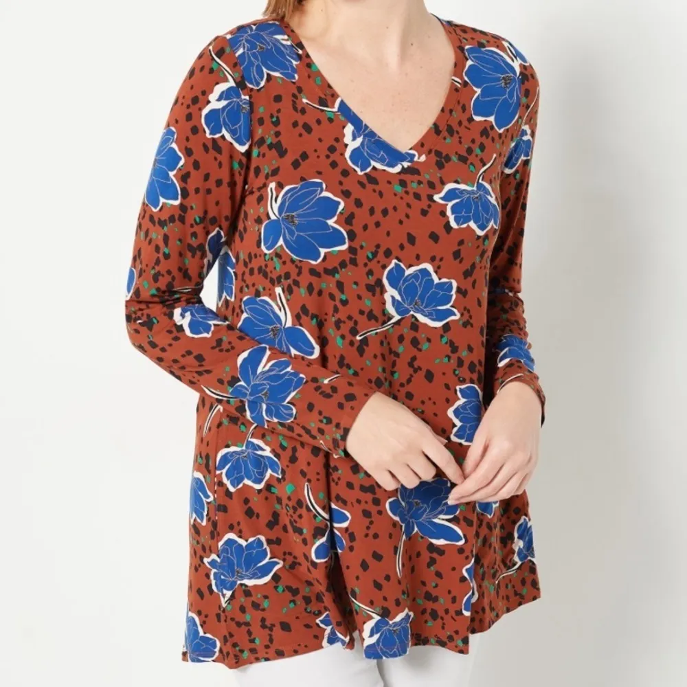 LOGO by Lori Goldstein Blue Floral Top - Image 2