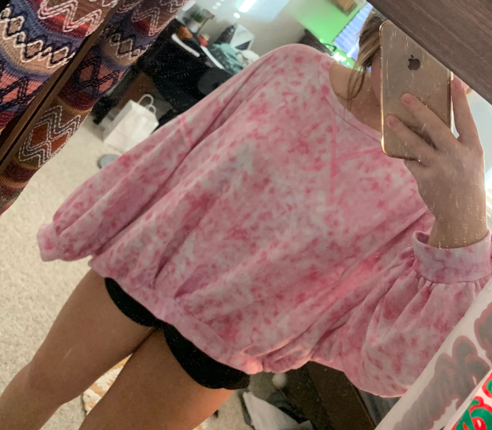 Pink and White Oversized Long Sleeve Size M - Image 2