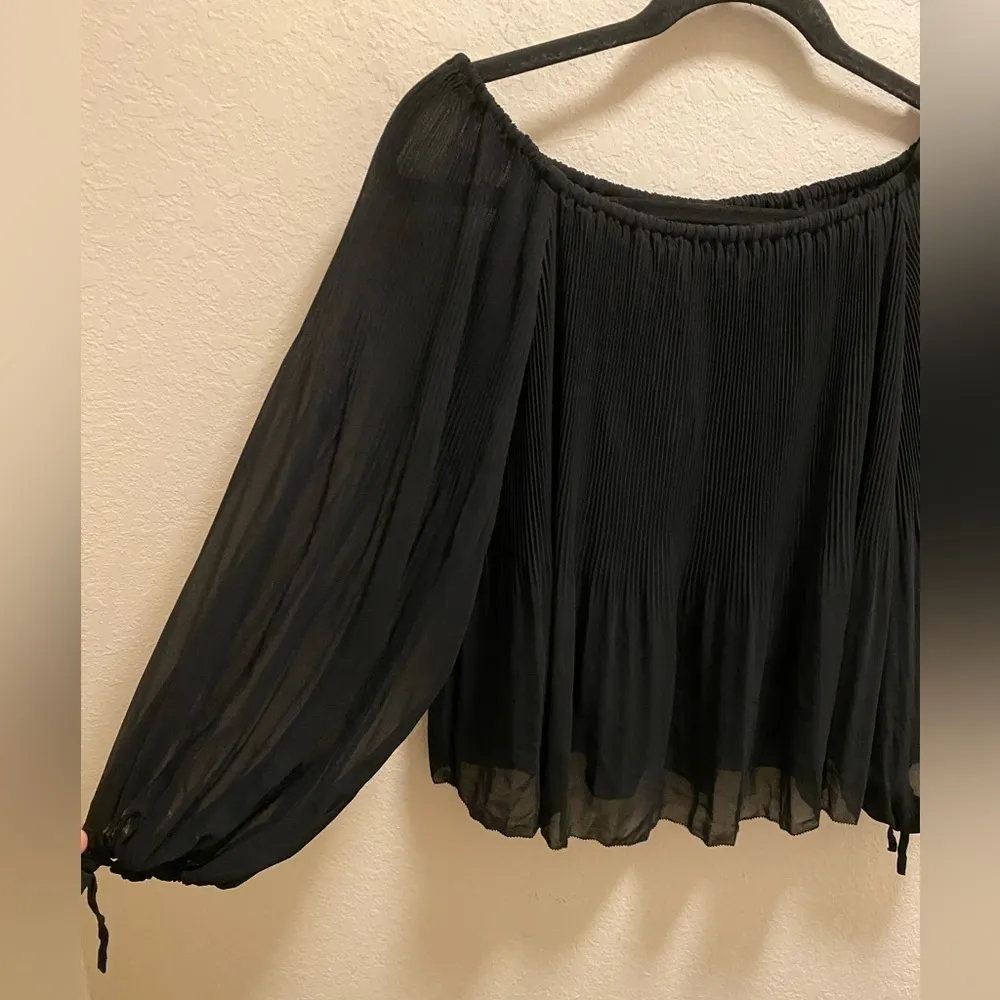 Aritzia Wilfred Black Talence Chiffon Off The Shoulder Blouse Size Small - Image 8