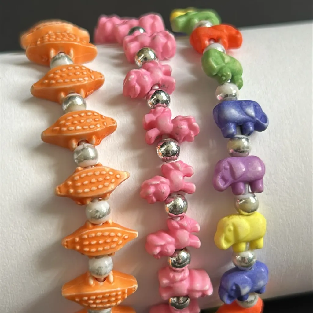 Women’s vintage dainty set of 3 multicolored mini animal beaded‎ bracelets Orange - Image 2