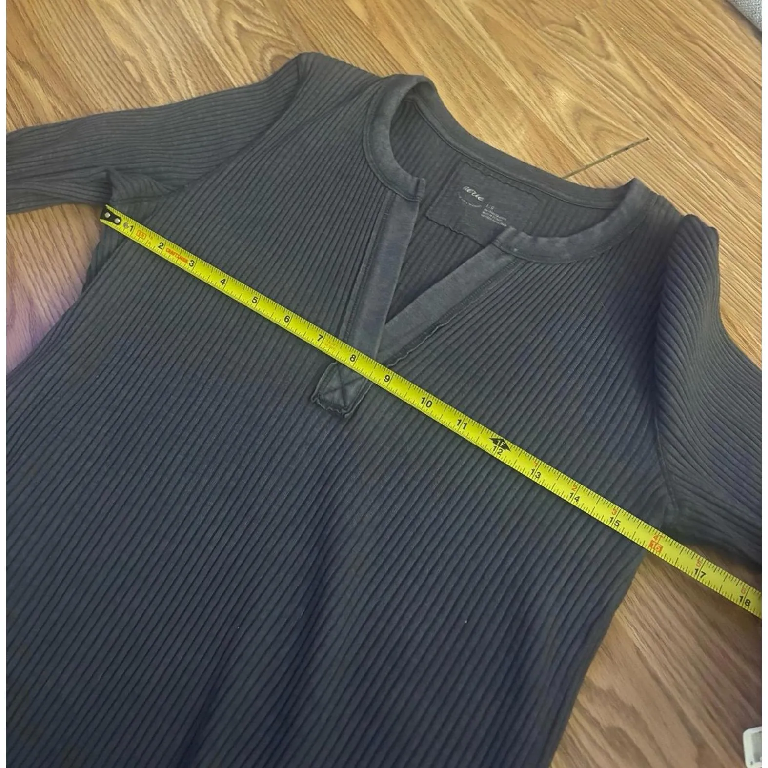 Aerie Ribbed Long Sleeve Top Size Large - Image 4