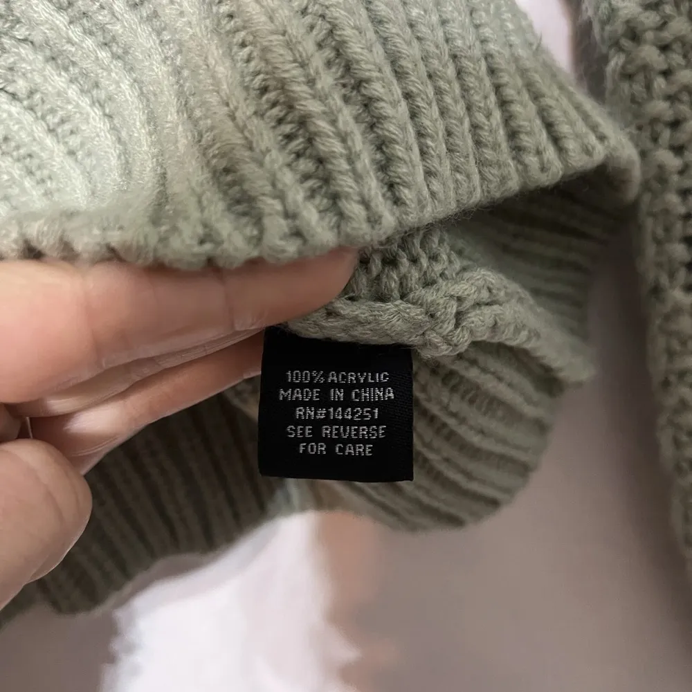 Moon & Madison Sweater Women's M Olive Cable Knit Long Sleeve Crew Neck Pullover Green Size M - Image 3