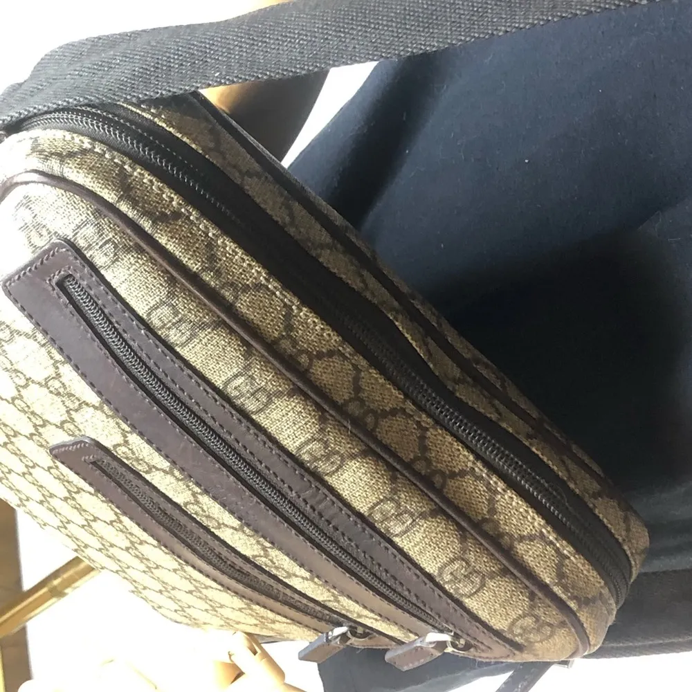 GUCCI Supreme Monogram Coated Canvas Leather Crossbody Messenger Bag Authentic - Image 5