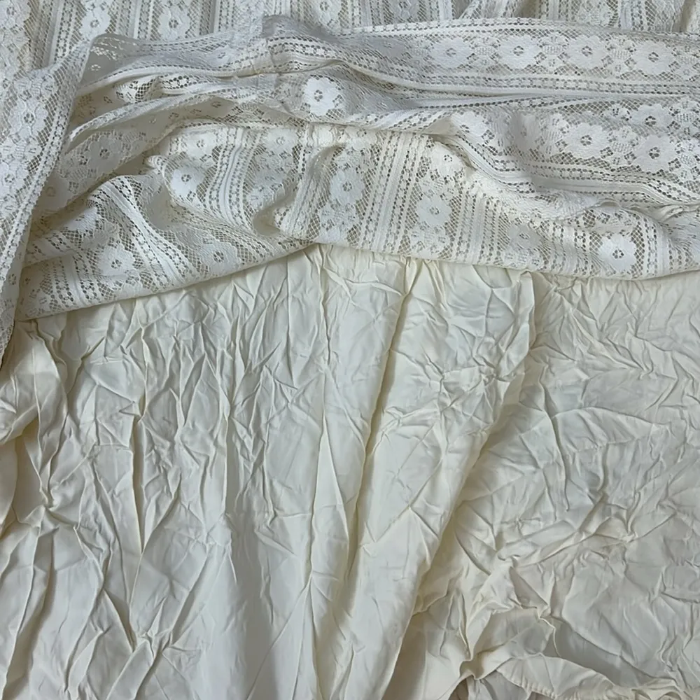 Vintage off white lace button up maxi dress - Image 9