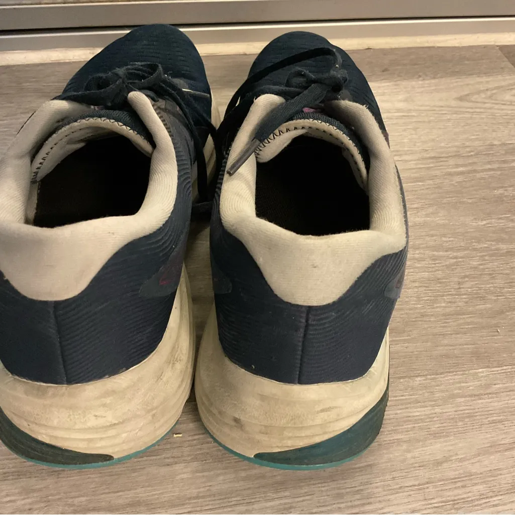 ASICS Gel-Excite 8 Women’s Running Shoes Size 10 Navy Blue Purple 1012A724 used - Image 3