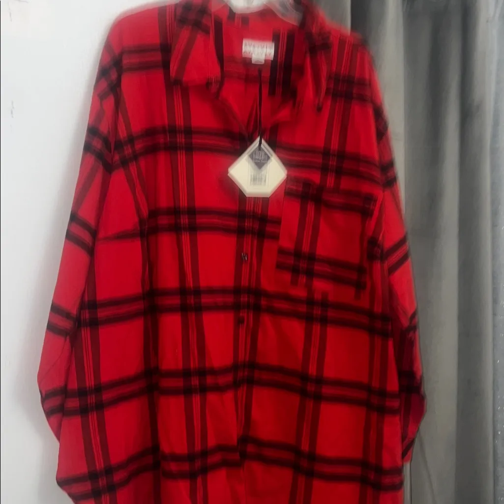 Ava & Viv Red & Black Plaid Lightweight Flannel Shirt - Image 5