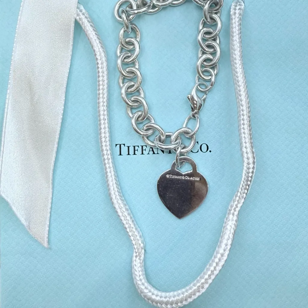 Tiffany & Co. Return to Tiffany Heart Tag Charm Bracelet Sterling Silver 7.5” - Image 5