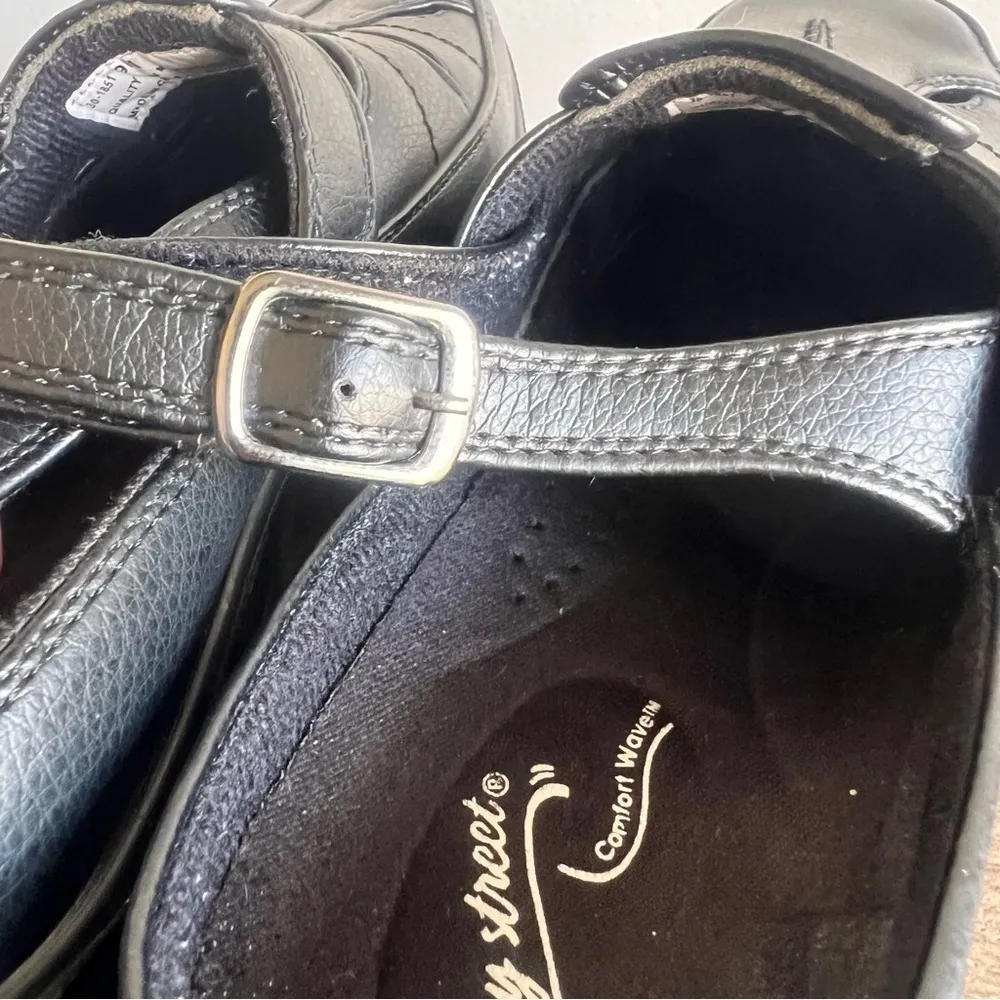 Easy Street Splendid Mary Jane Back Strap Slip On Shoe Size 9 SKU#243078 - Image 5