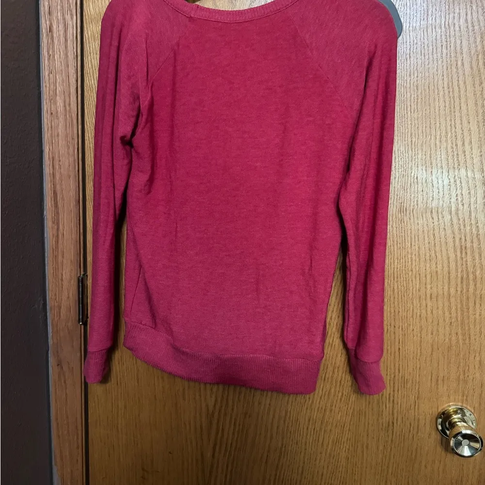 Red 'Live Your Dream' Sweatshirt chaser size small - Image 4