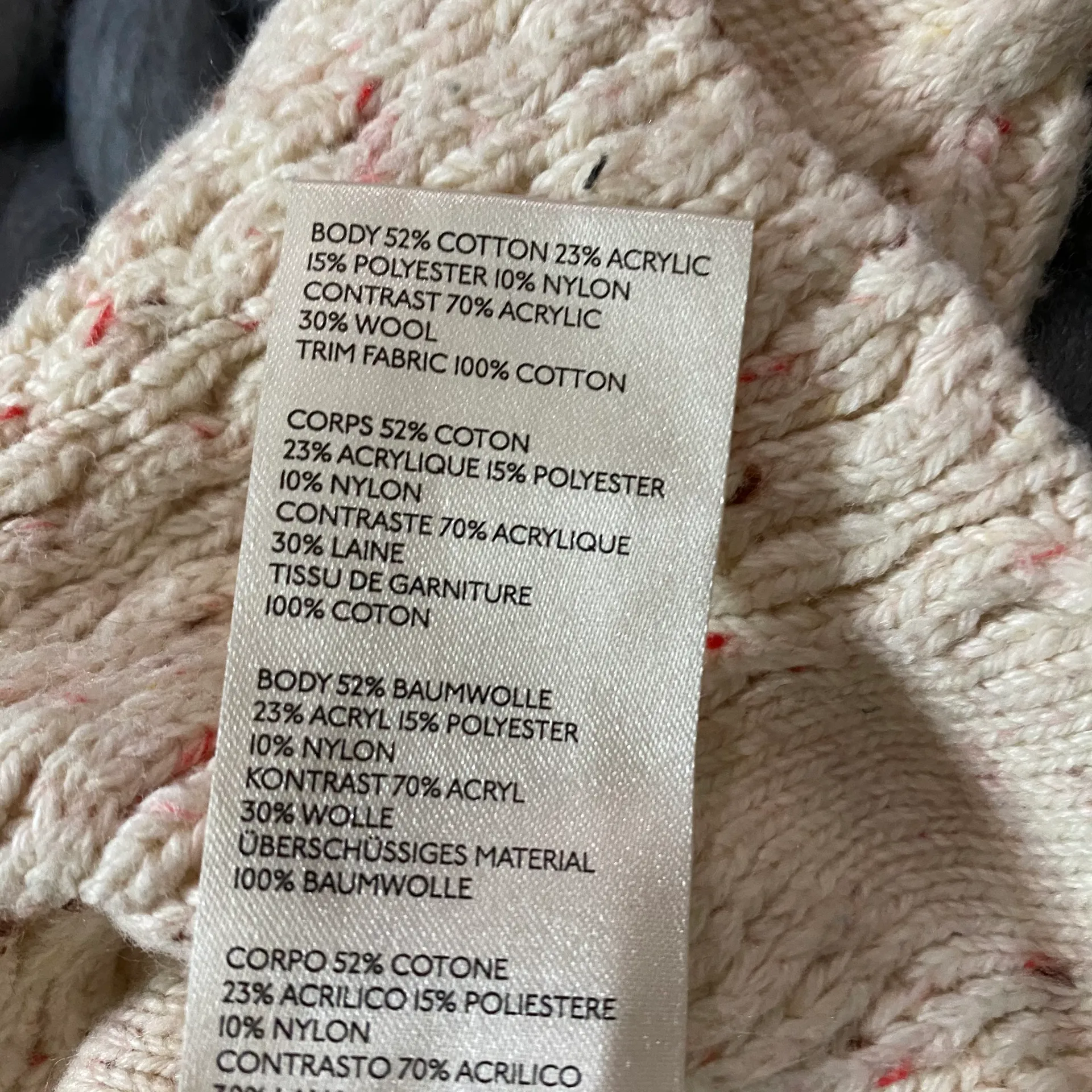 ‘Capture The Moment’ Cardi - Image 16