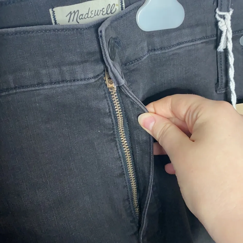 Madewell 9" Mid-Rise Skinny Jeans in Black Sea plus size 37 - Image 8