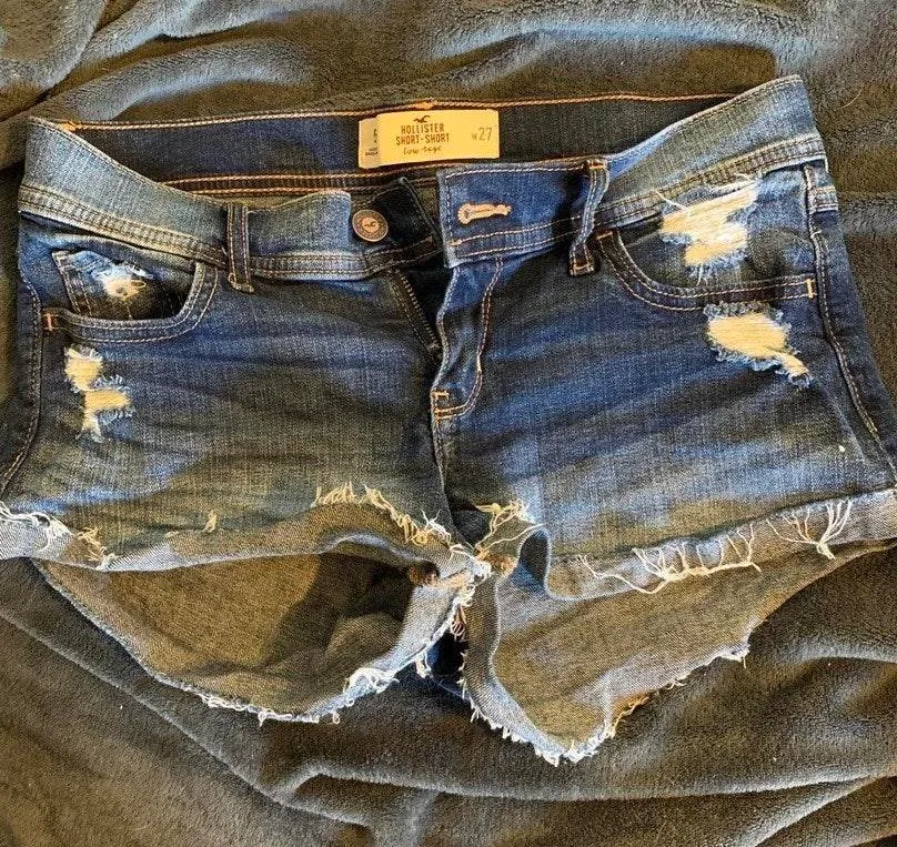 Hollister Low-rise Shorts - Image 3