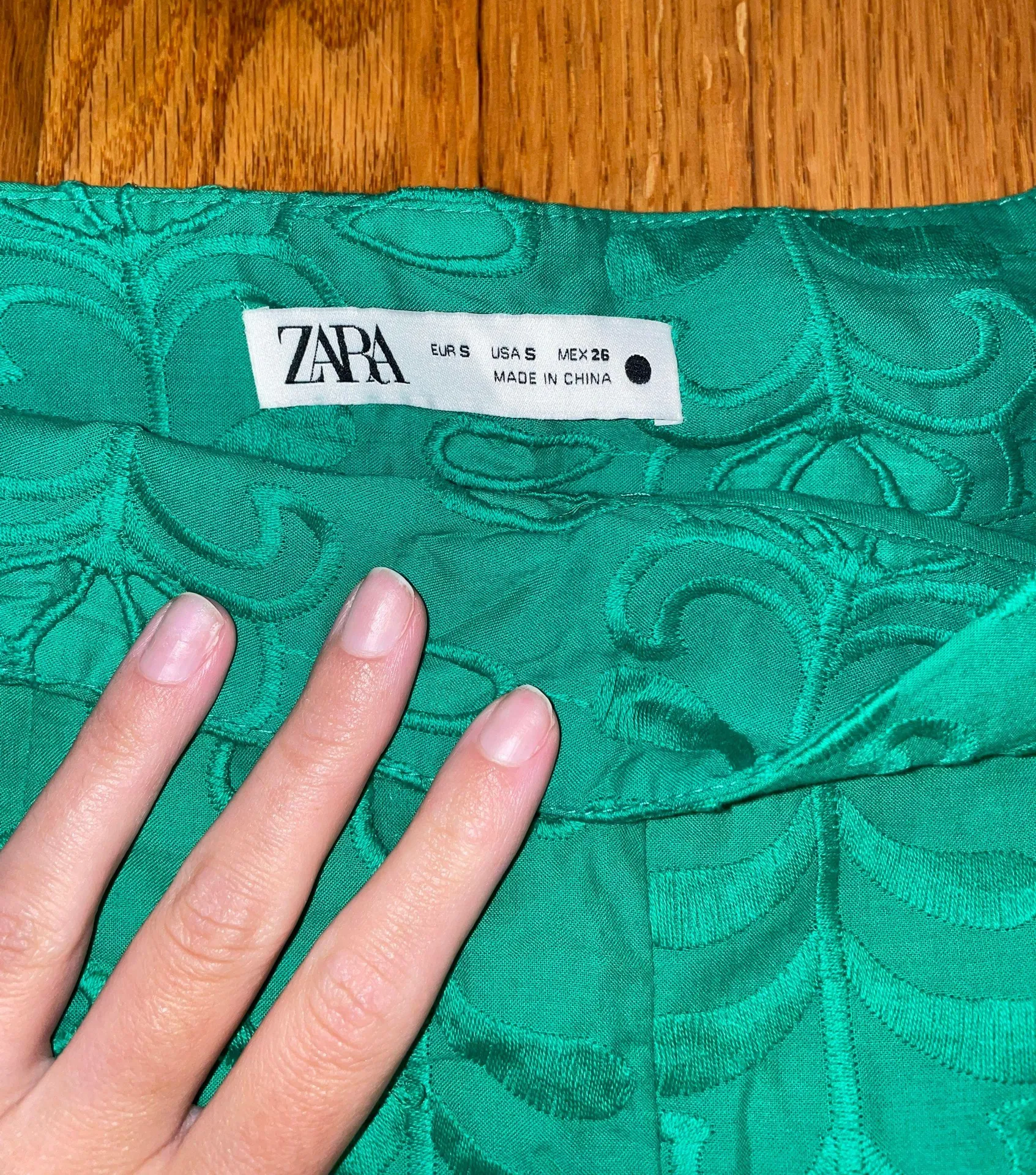 Green Embroidered Shorts - Image 4