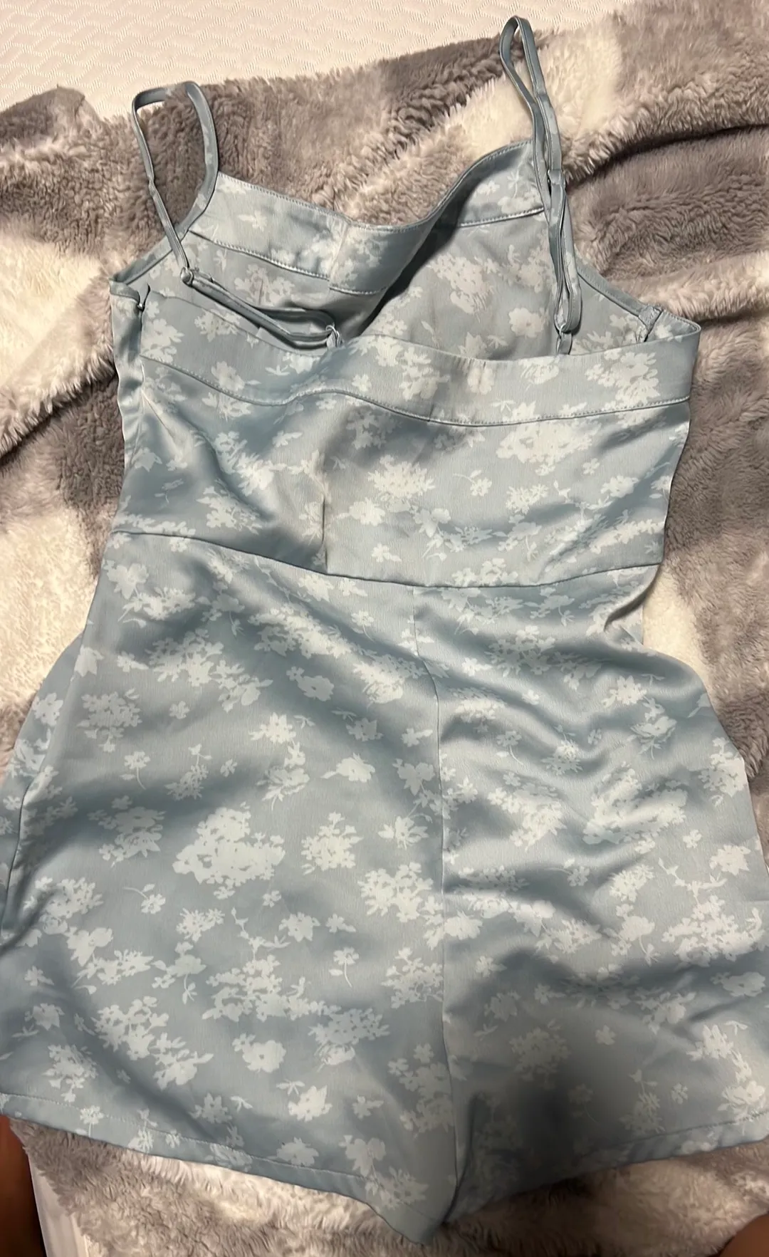 Urban Outfitters Jumper - Image 2