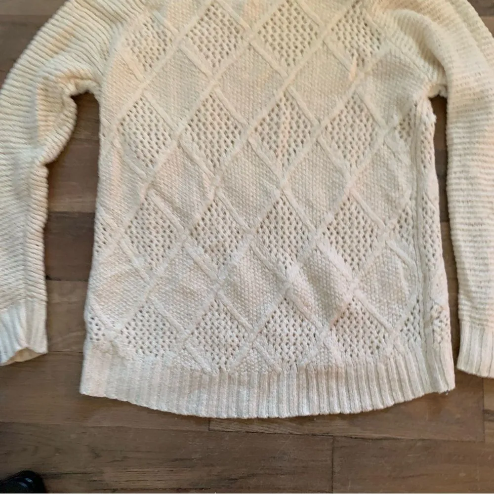 American Eagle Outfitters Crème Crew Neck Knitted Pullover Sweater Size Large - Image 10