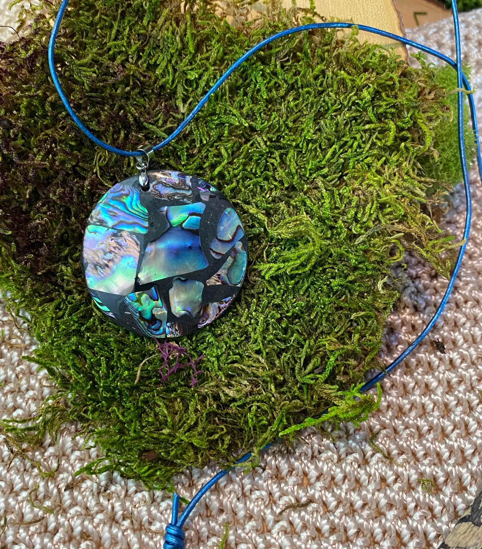 Natural abalone pendant on blue premium quality leather Multiple - Image 3