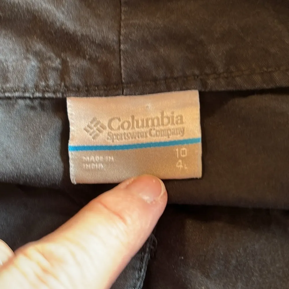 Columbia Women's Flat Front 100% Cotton Shorts, Size 10 - Image 5