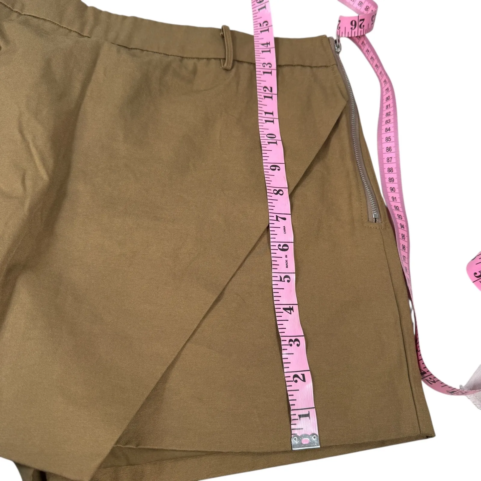 AQUA Women Brown Utility Cargo Skort Shorts XL Zip Front Asymmetrical Khaki - Image 8