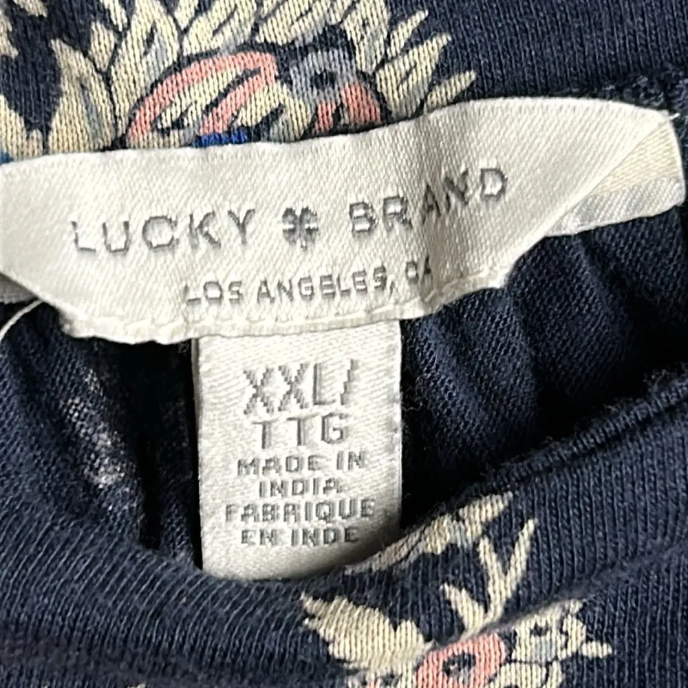🌿 Lucky Brand Navy Floral Top – Size XXL - Image 12