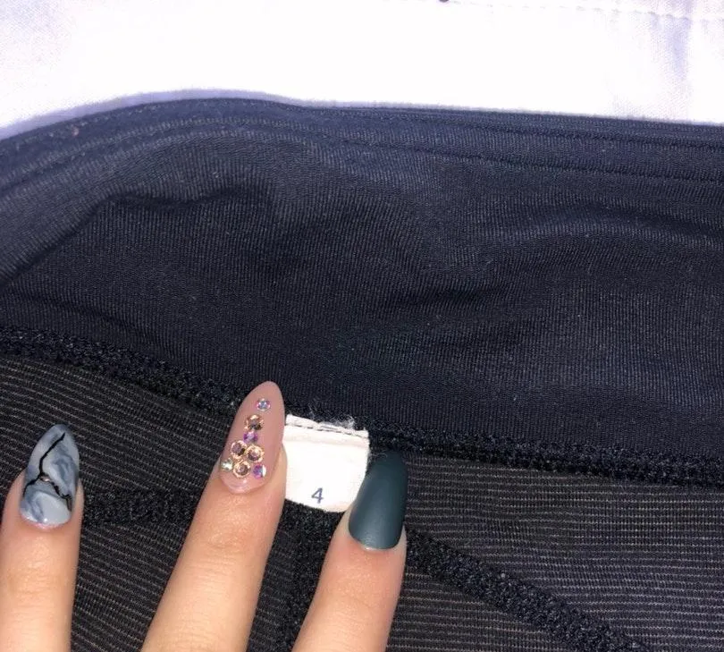 Lululemon Short - Image 4