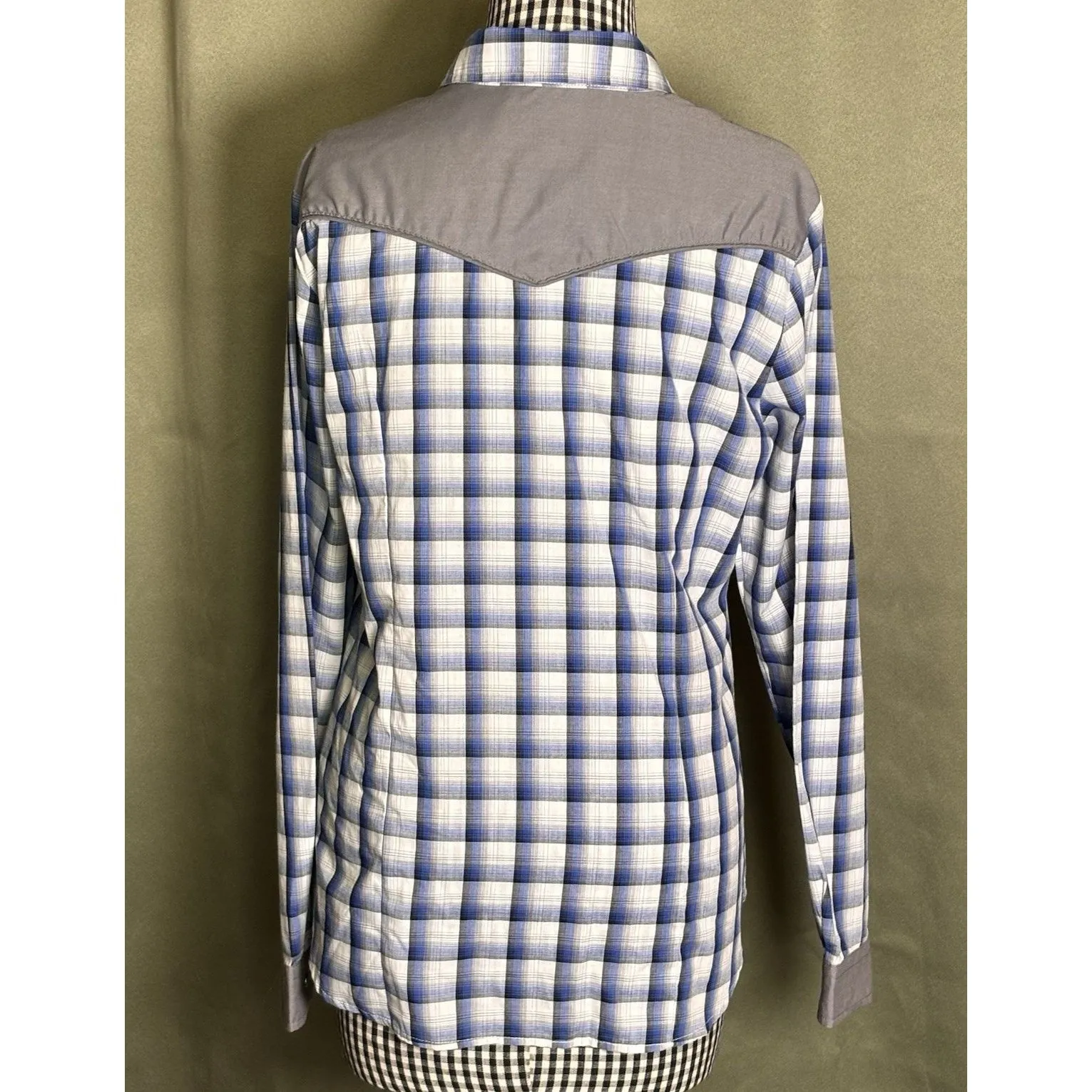 Roper Embroidered Western Top Women Size Medium Blue Plaid Pearl Snap - Image 3