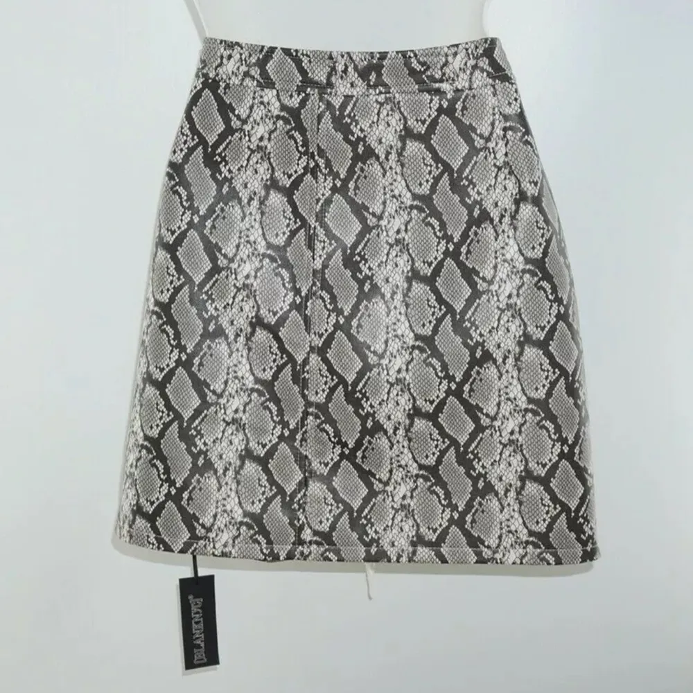 BlankNYC Snakeskin Break Away Faux Leather Skirt - Image 8