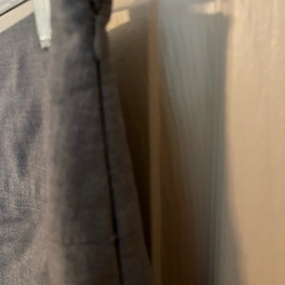 Banana Republic virgin wool blend pencil skirt. - Image 6