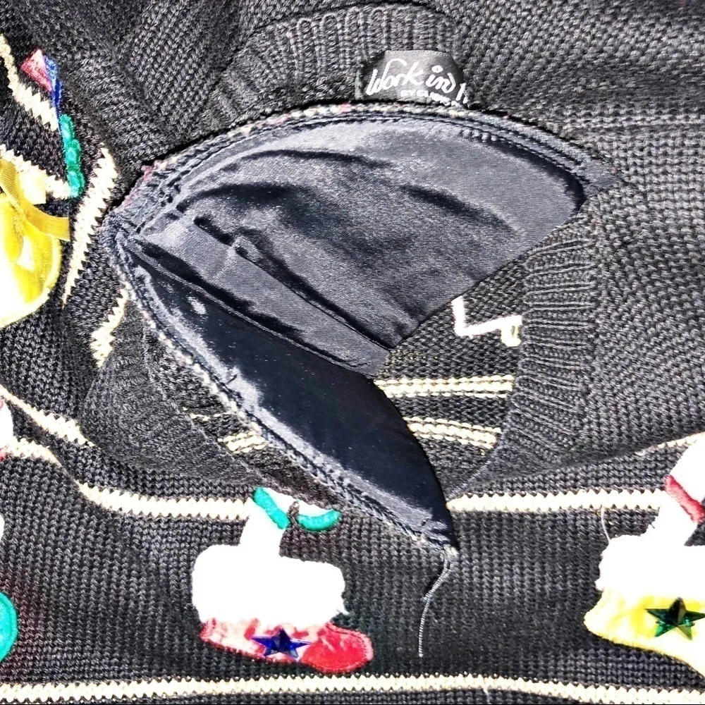 Work in Progress by Gladys Bagley knit Ugly Christmas sweater Size M Size M - Image 12