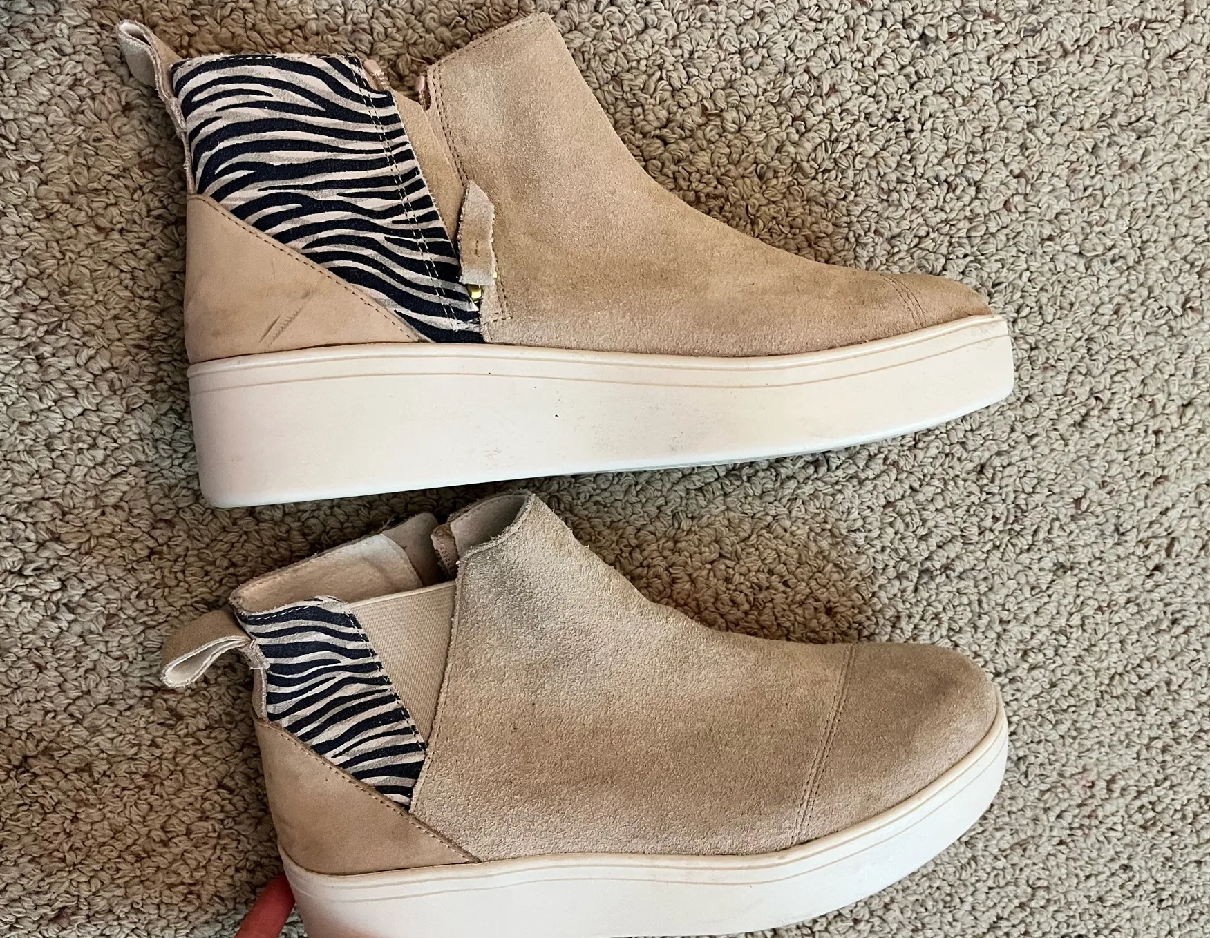 Toms  Women’s Shoes - Image 3