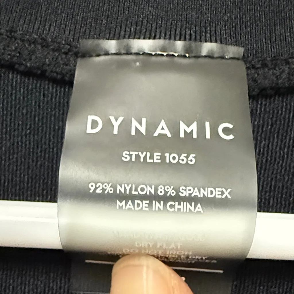 DYNAMIC Black Cropped T-Shirt - Image 3