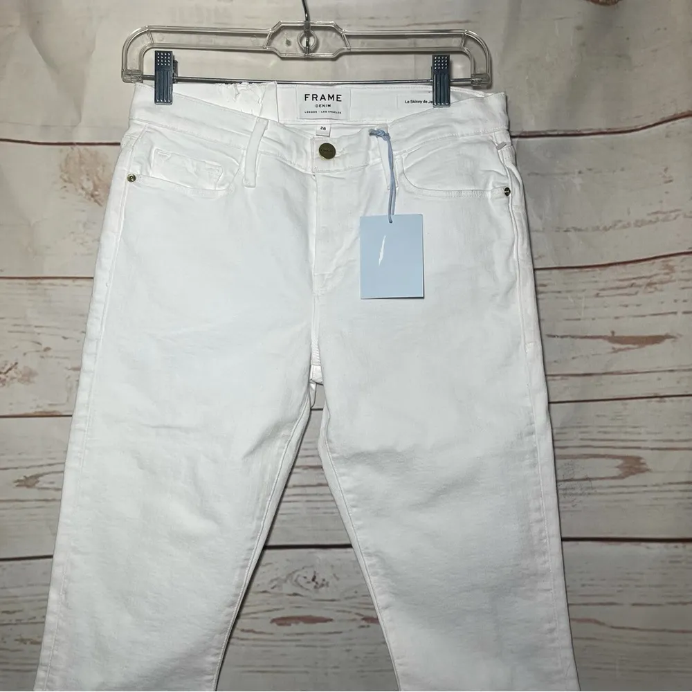 NWT Frame Denim • Jeans • Skinny • Mid-Rise • White • 28 • Le Skinny de Jeanne - Image 3