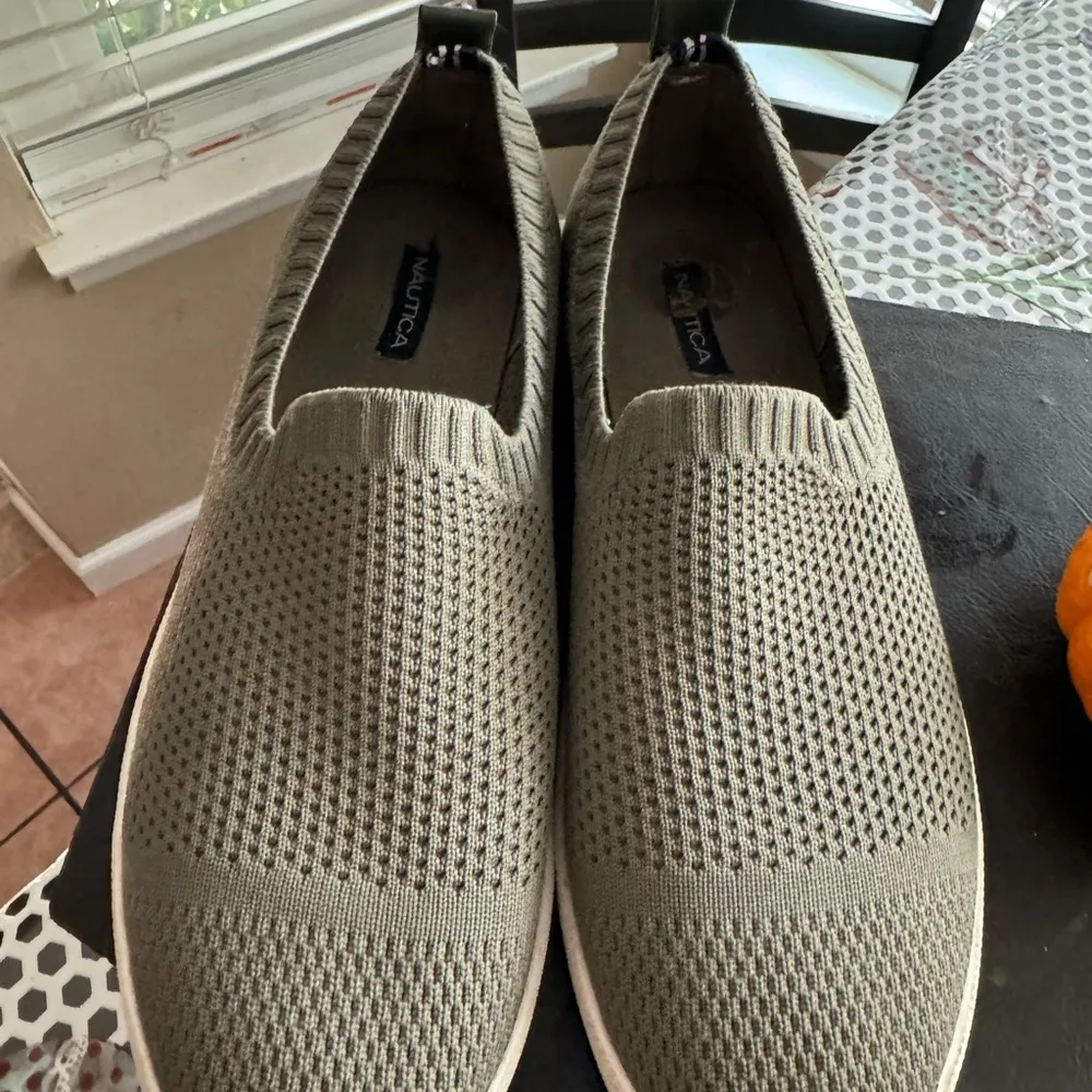 Nautica Womens  Slip-On Canvas  Sneaker 8 - Image 8