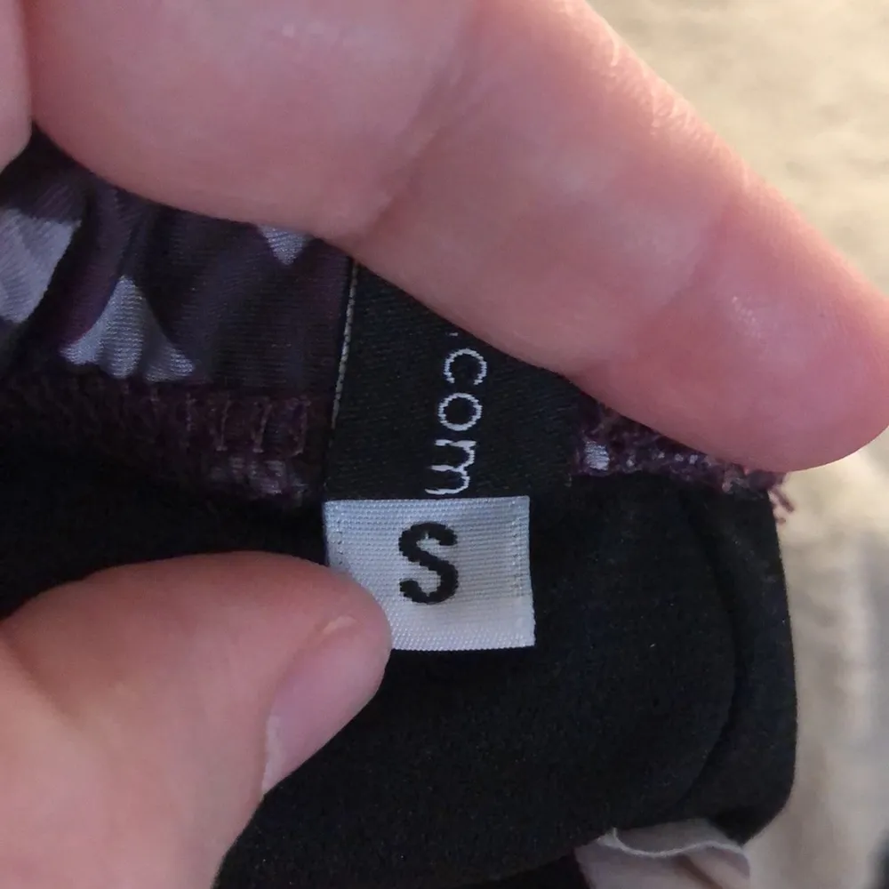 Peloton Strappy Sports Bra, size small - Image 5