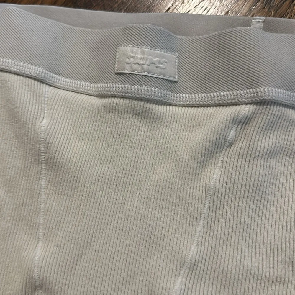 Skims Soft Lounge Cotton Ribbed Boyfriend Boxer - Image 3