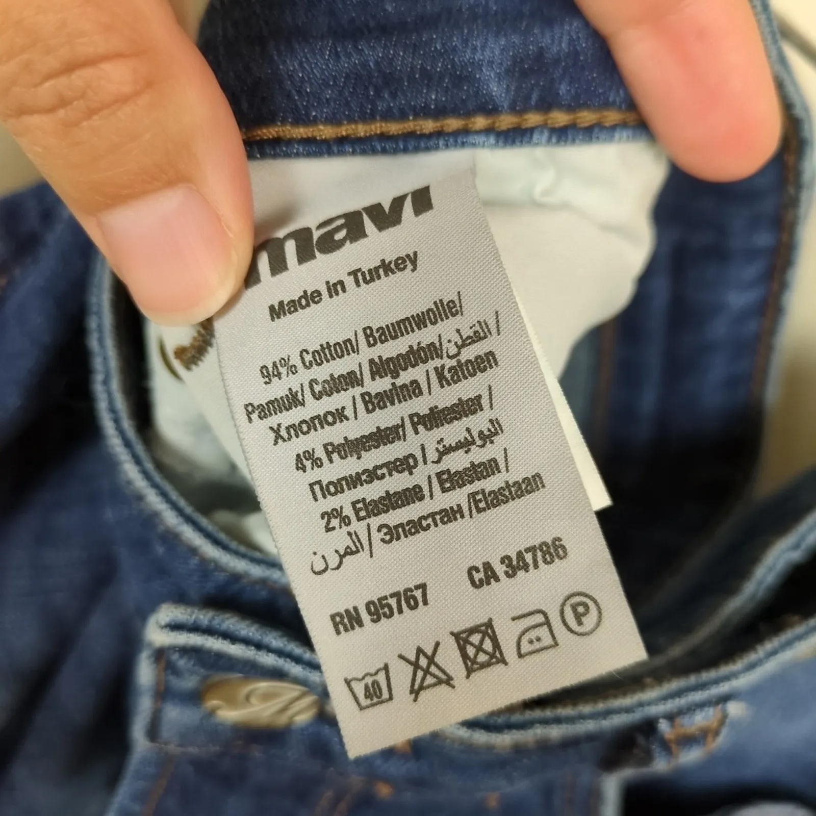 MAVI Marla Mid Rise Cuffed Shorts Dark Wash Stretch Denim Distressed Women's 30 Blue - Image 5