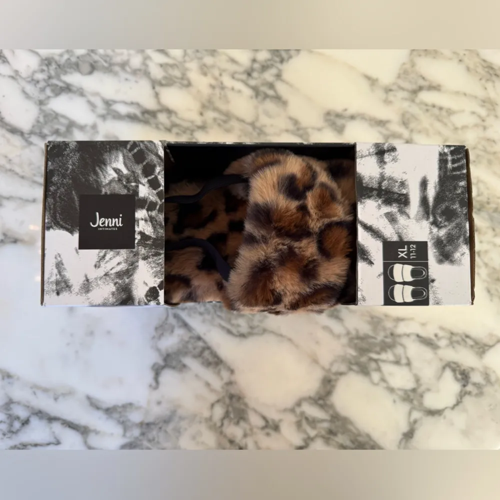 NIB Jenni Leopard Print Fuzzy Slippers Size X Large 11 - Image 4