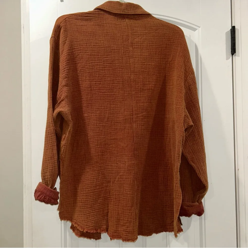 White Birch  Rust Button Down Top Women’s Medium - Image 7
