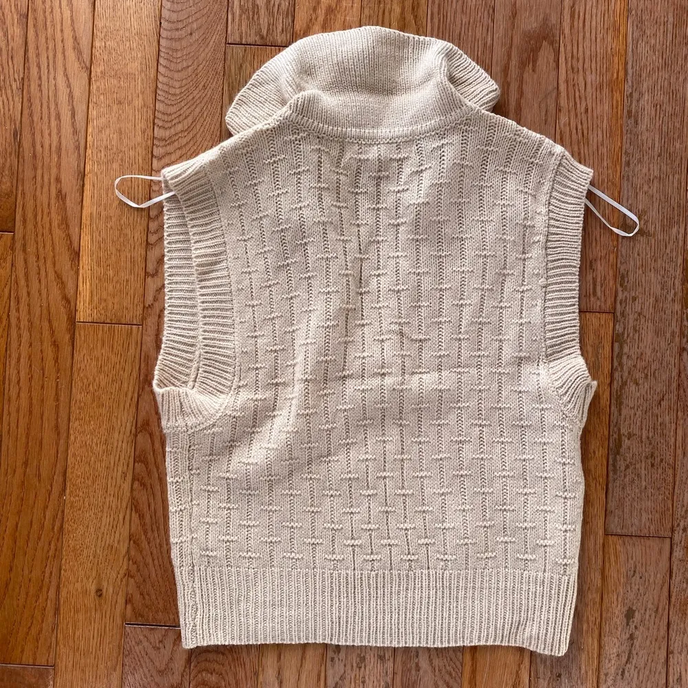 Tan collared knit woven vest - Image 4