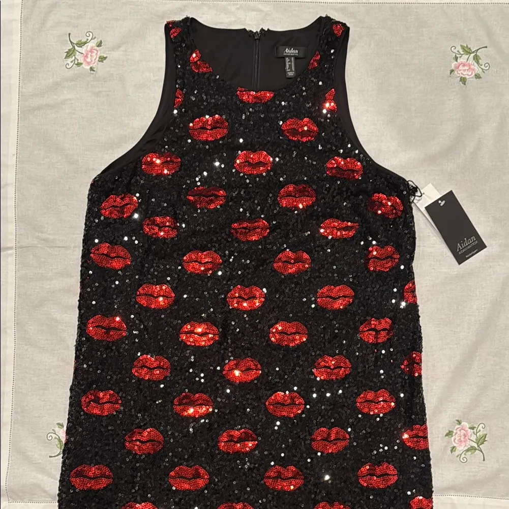 Aidan Mattox Black and Red Sequin Tank Top - Image 2