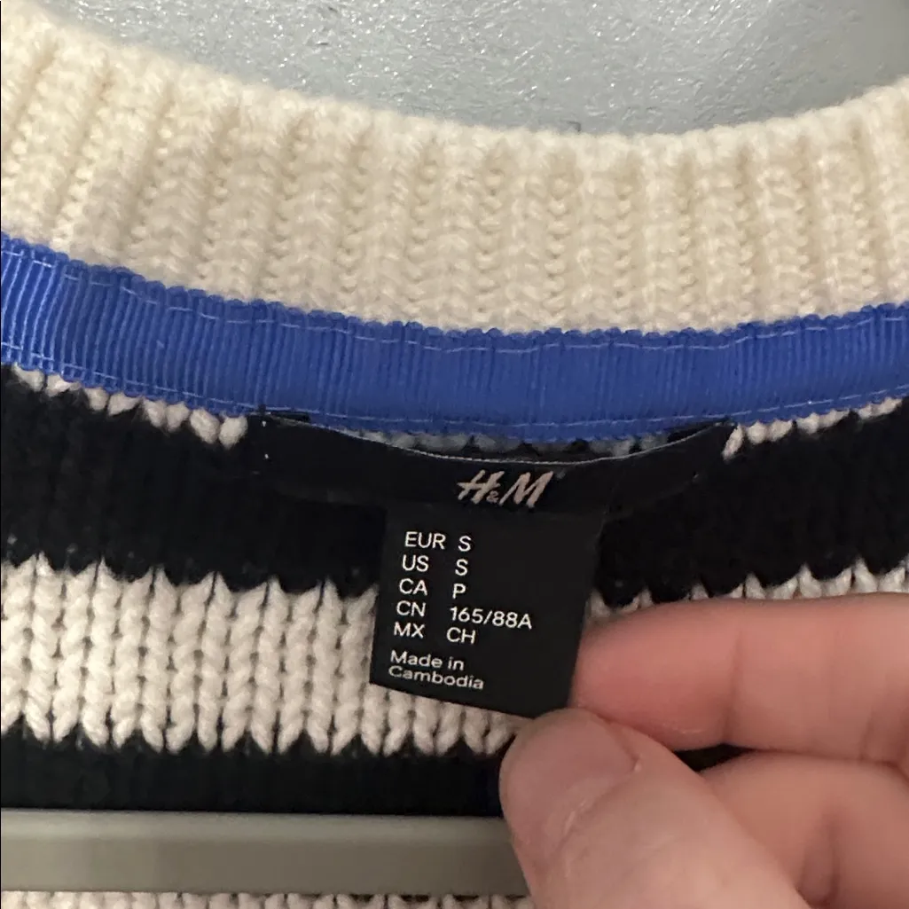 H&M Black & White Striped Knit Sweater - Image 3