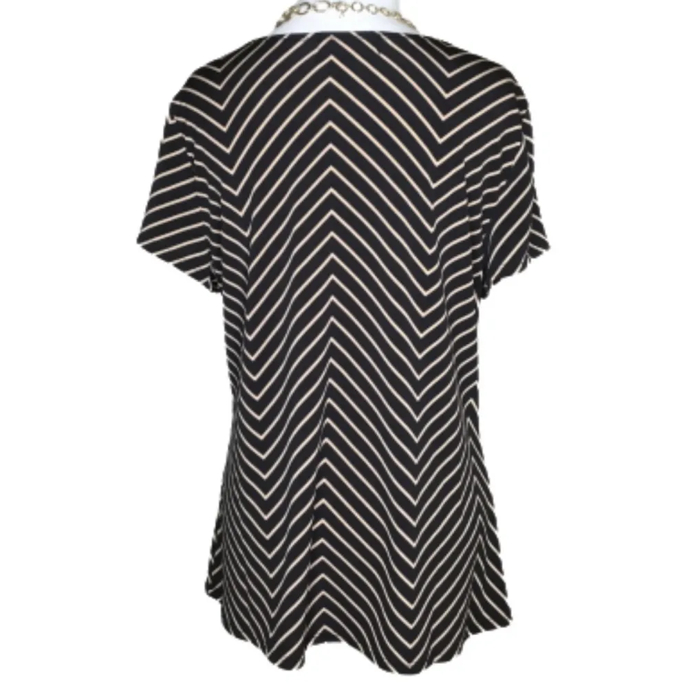 Diana Belle Brown & Tan Chevron Print Short Sleeves V Neckline Blouse S Size L - Image 4